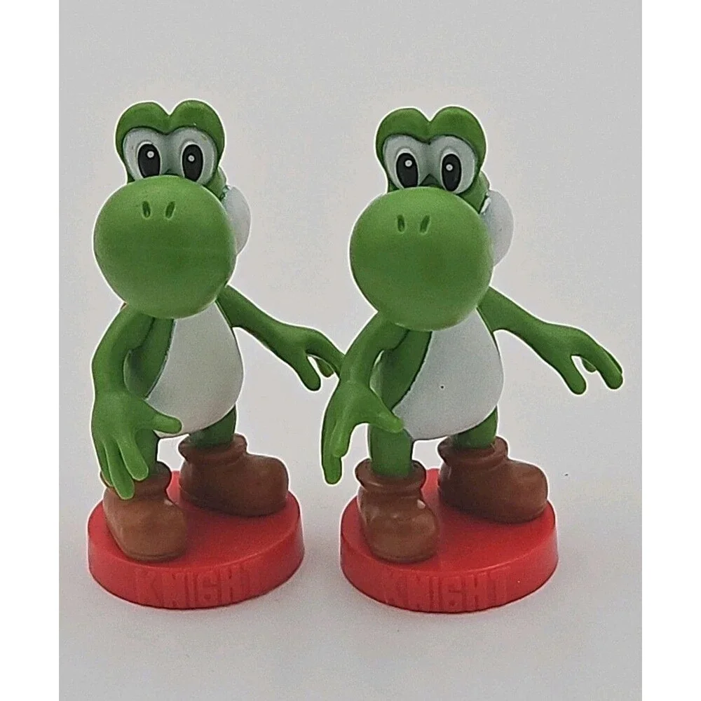 SUPER MARIO CHESS Yoshi Knight Replacement Pieces lot of 2